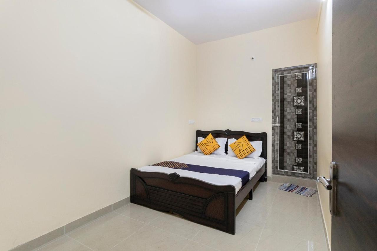 Spot On 71449 Ssr Lodging And Boarding Hotel Bangalore Luaran gambar