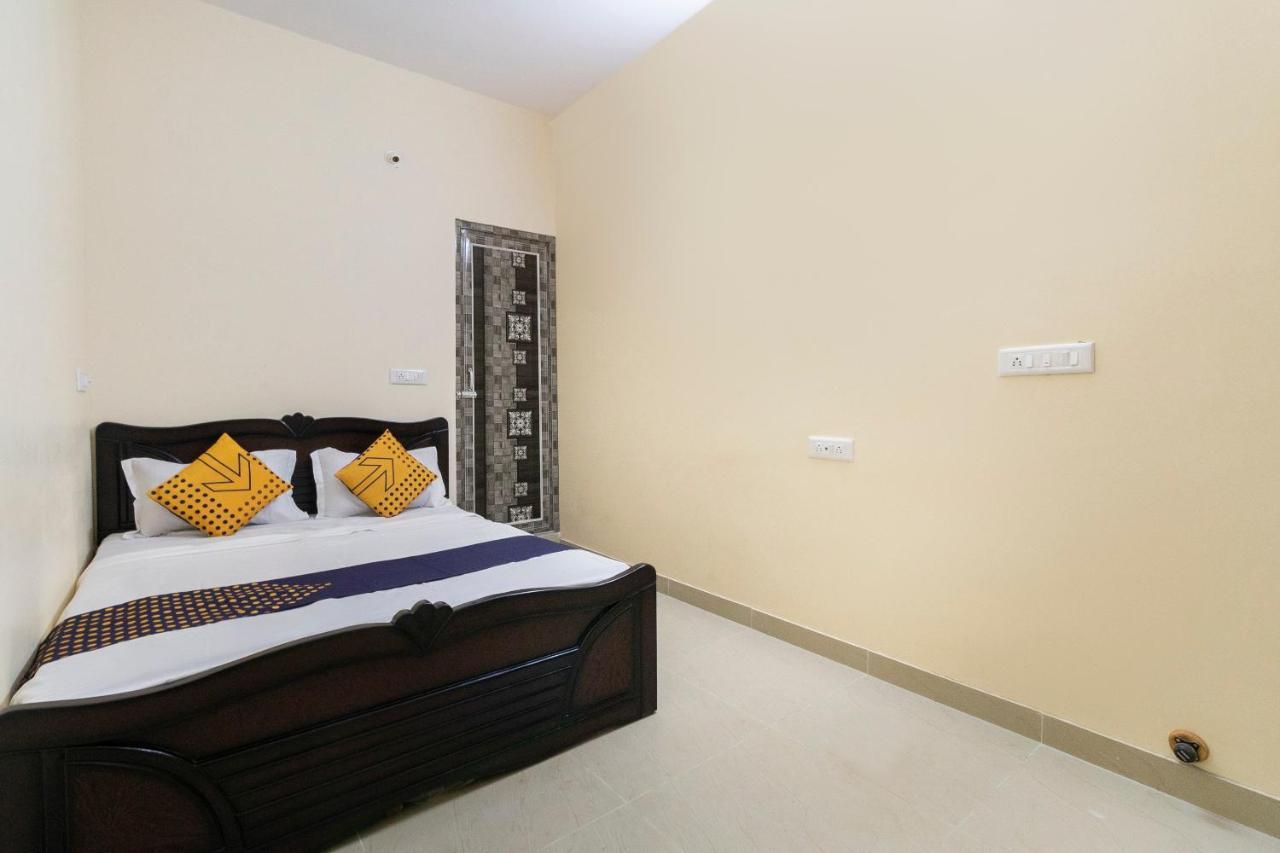 Spot On 71449 Ssr Lodging And Boarding Hotel Bangalore Luaran gambar